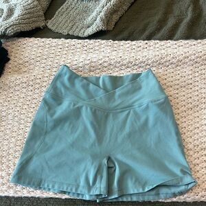 Alphalete v cut spandex